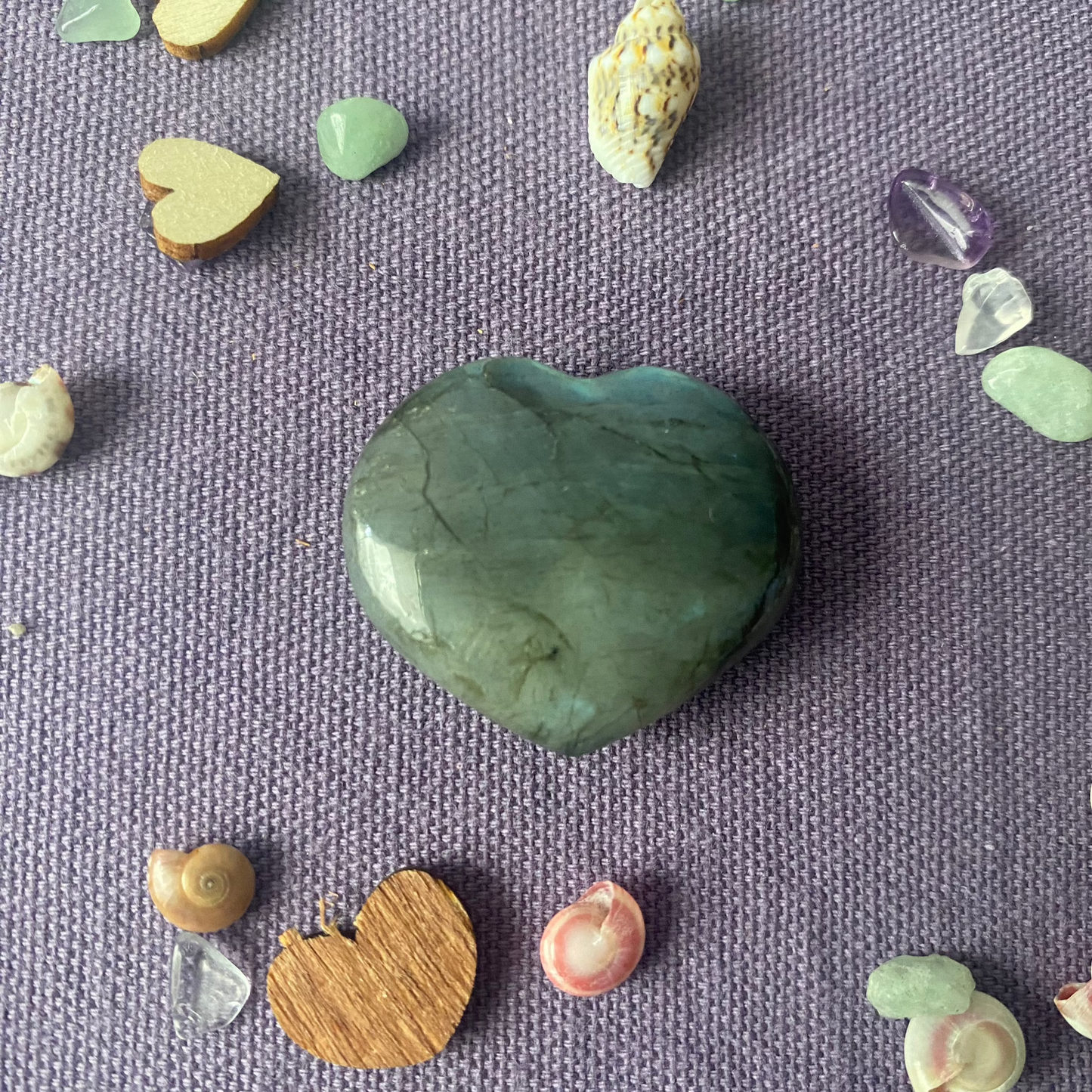 Coeur en Labradorite