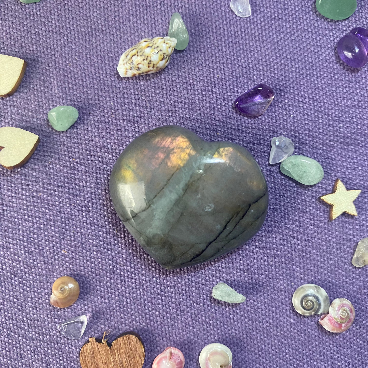 Coeur en Labradorite