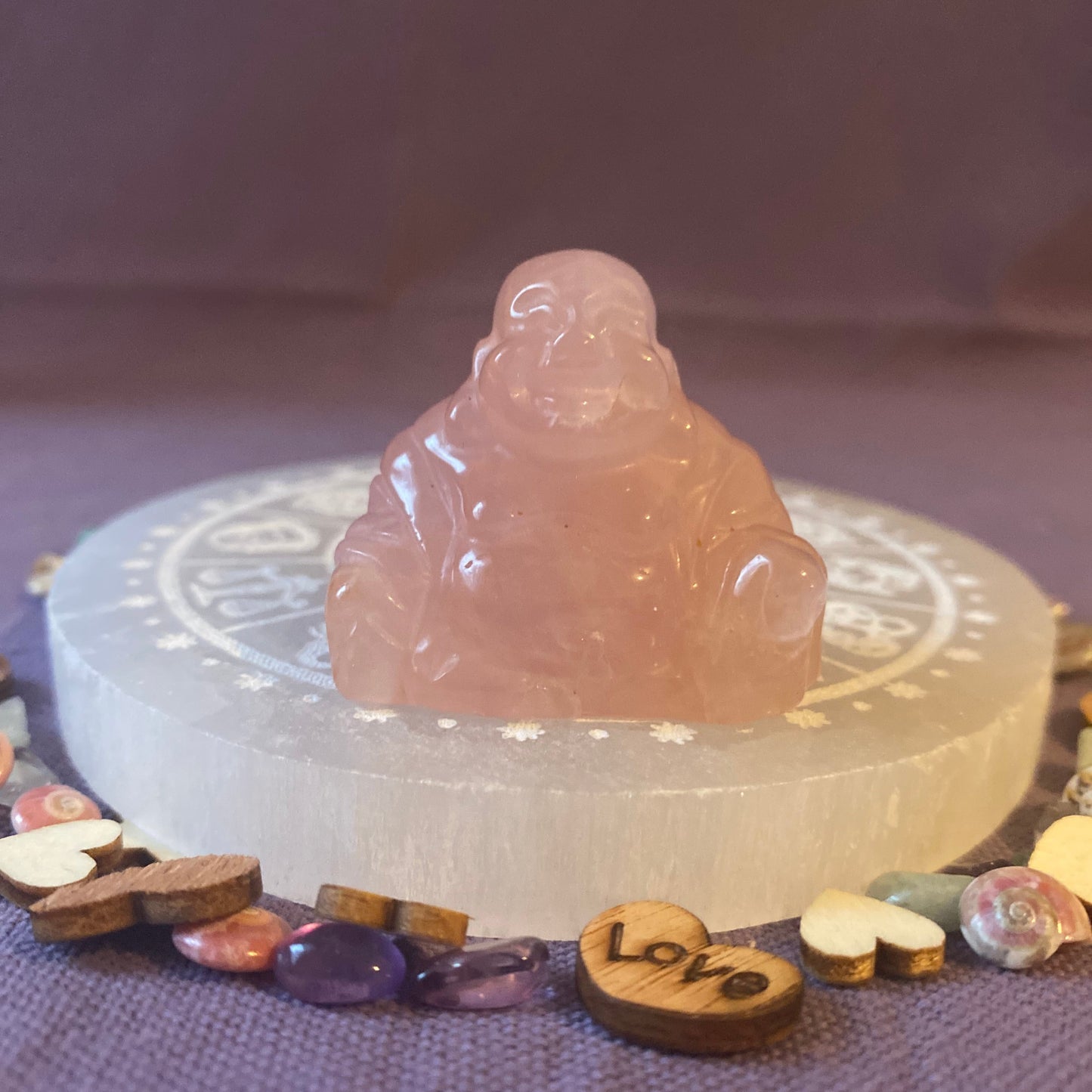 petit bouddha en quartz rose