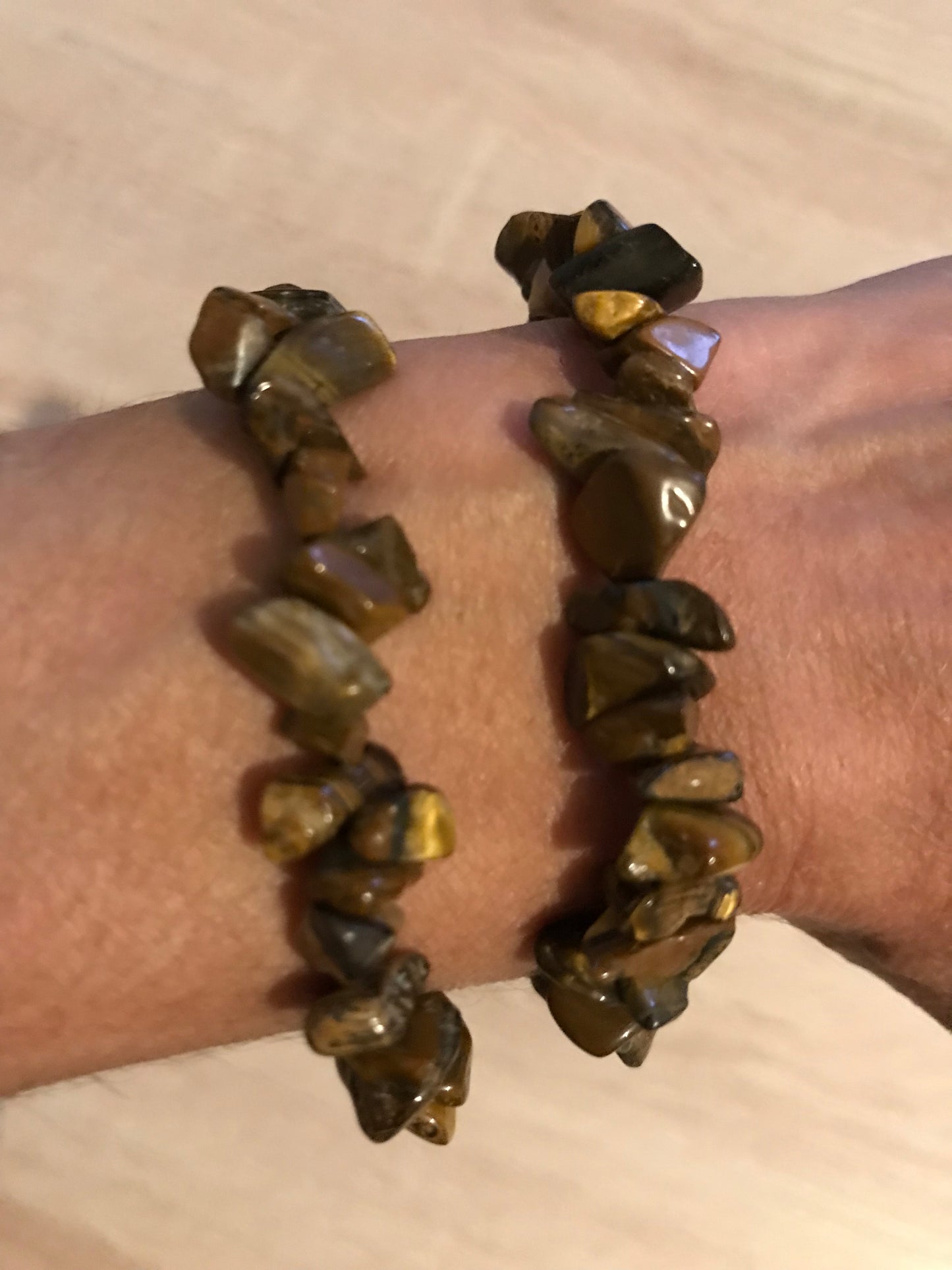 bracelet en chips de pierre naturelle d'œil de tigre