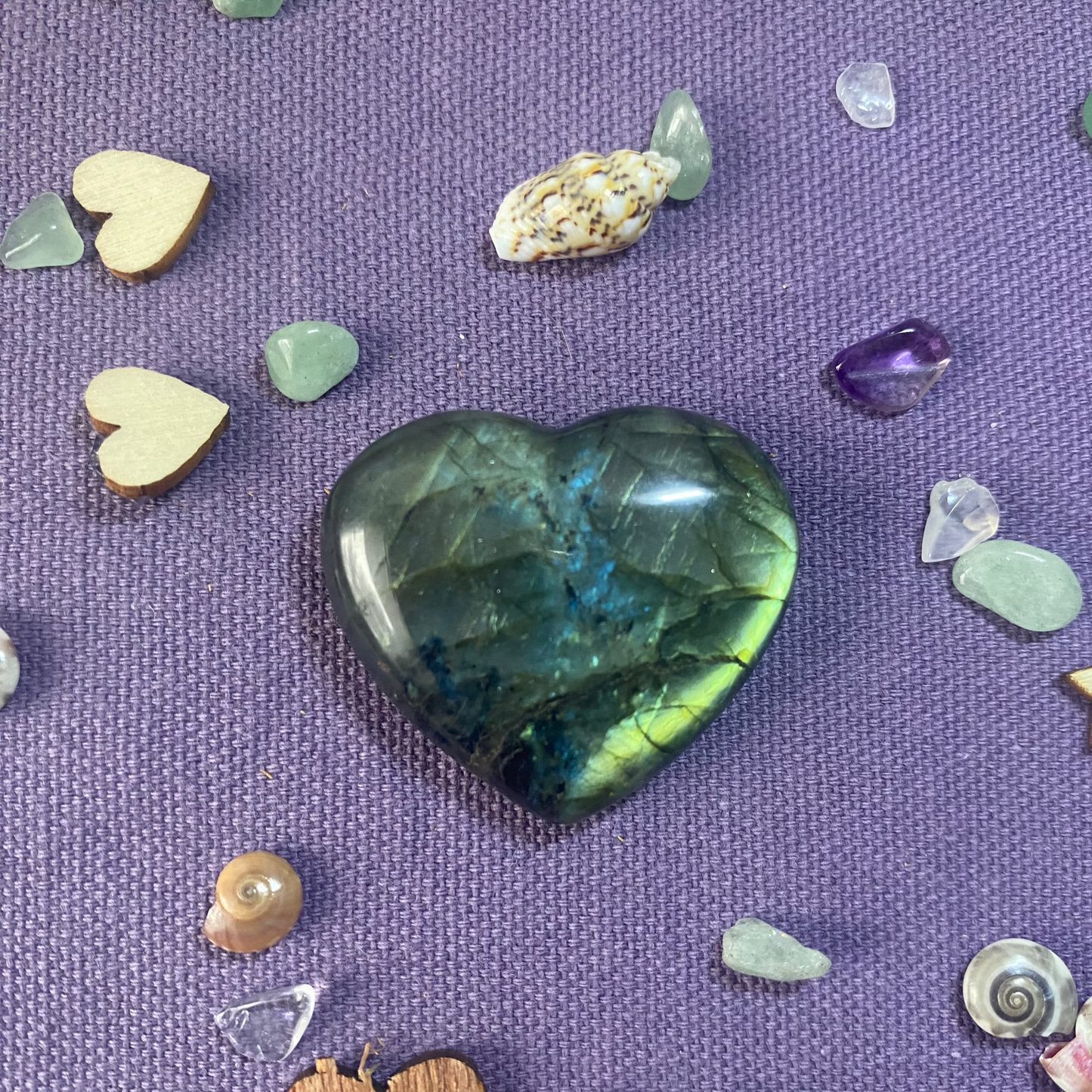cœur en pierre naturelle labradorite