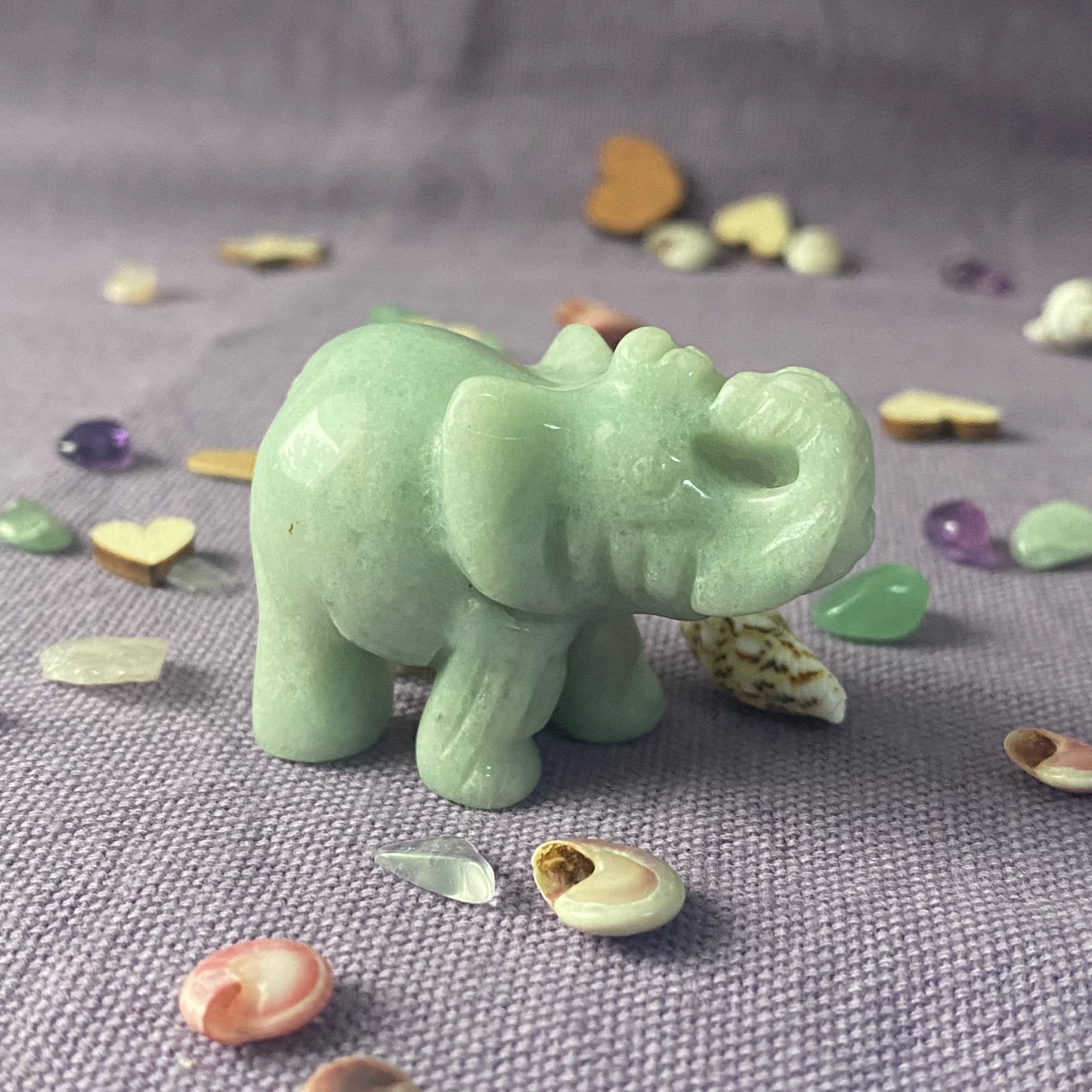 petit éléphant en aventurine verte