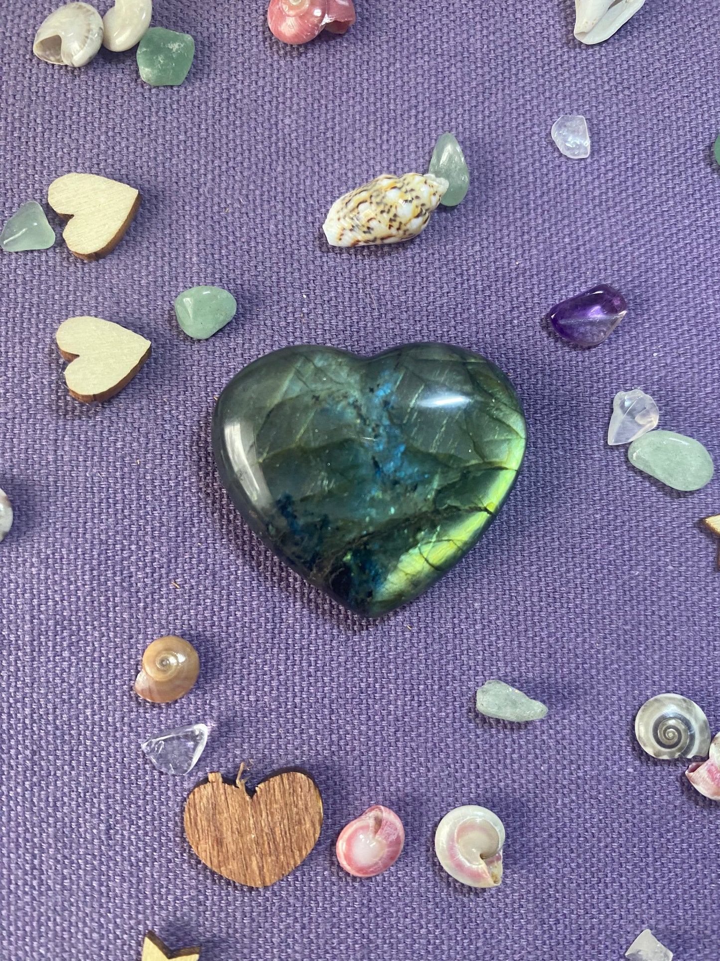 Coeur en Labradorite