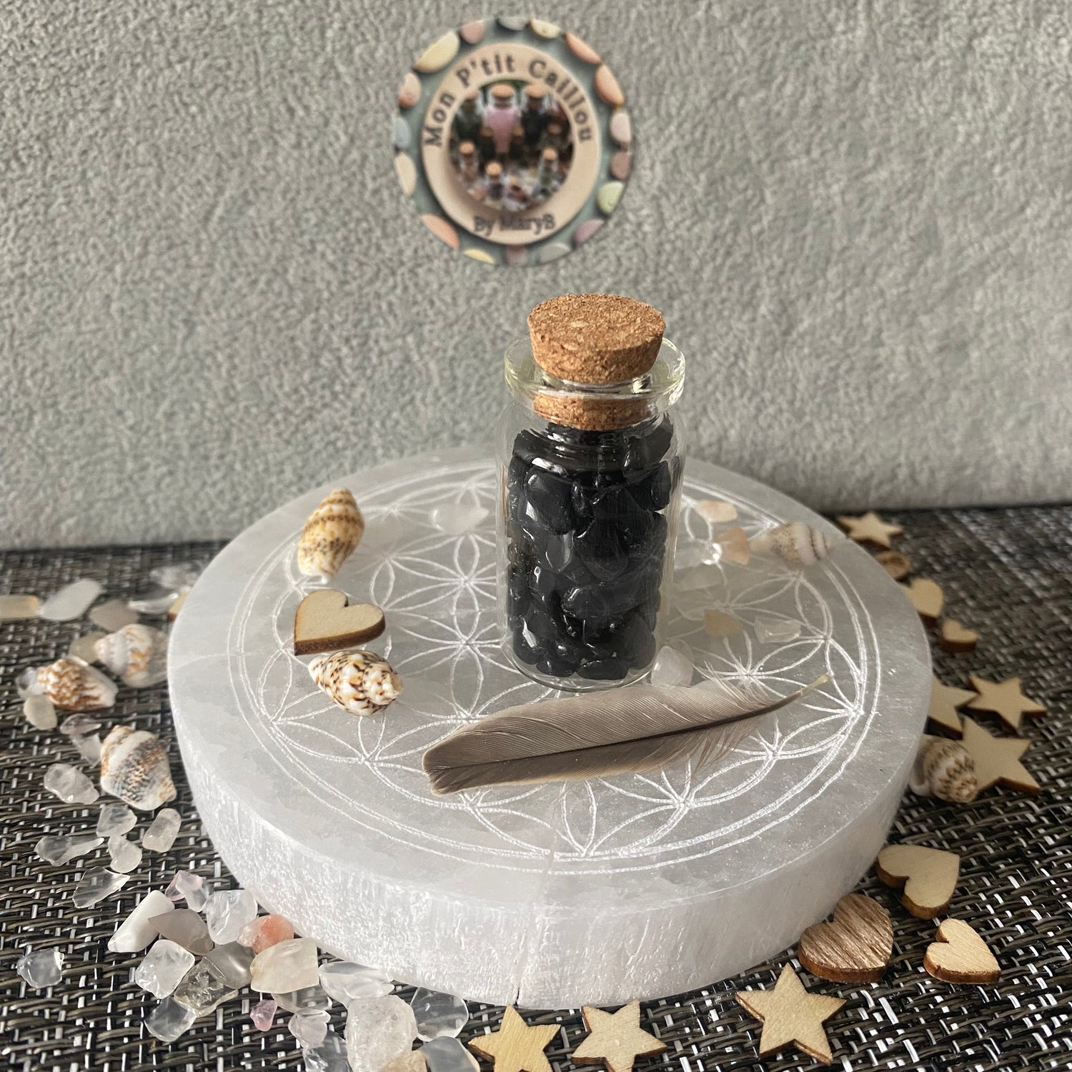 adorable fiole de chips de pierre naturelle d'obsidienne noire